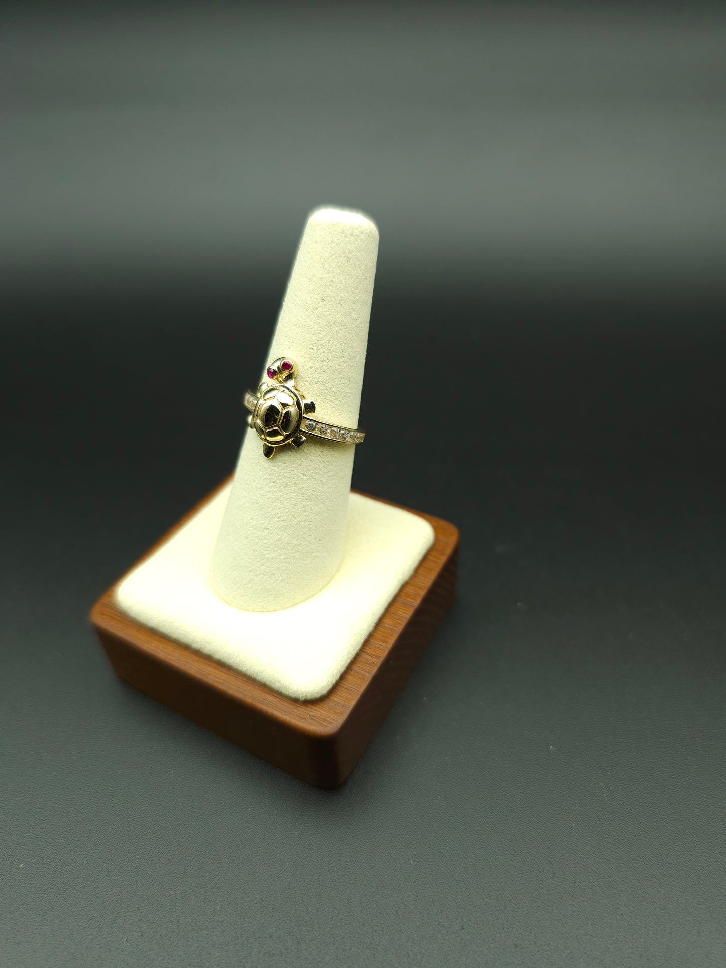 Adorn yourself with this 14K Solid Gold Tortoise Ring, a unique and symbolic piece of jewelry representing longevity and wisdom. Shop now at Ken’s Virtual Store Jewelry!