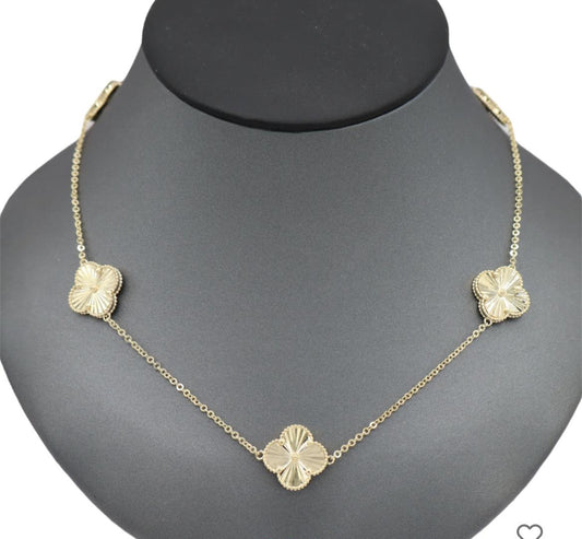 Clover Gold choker